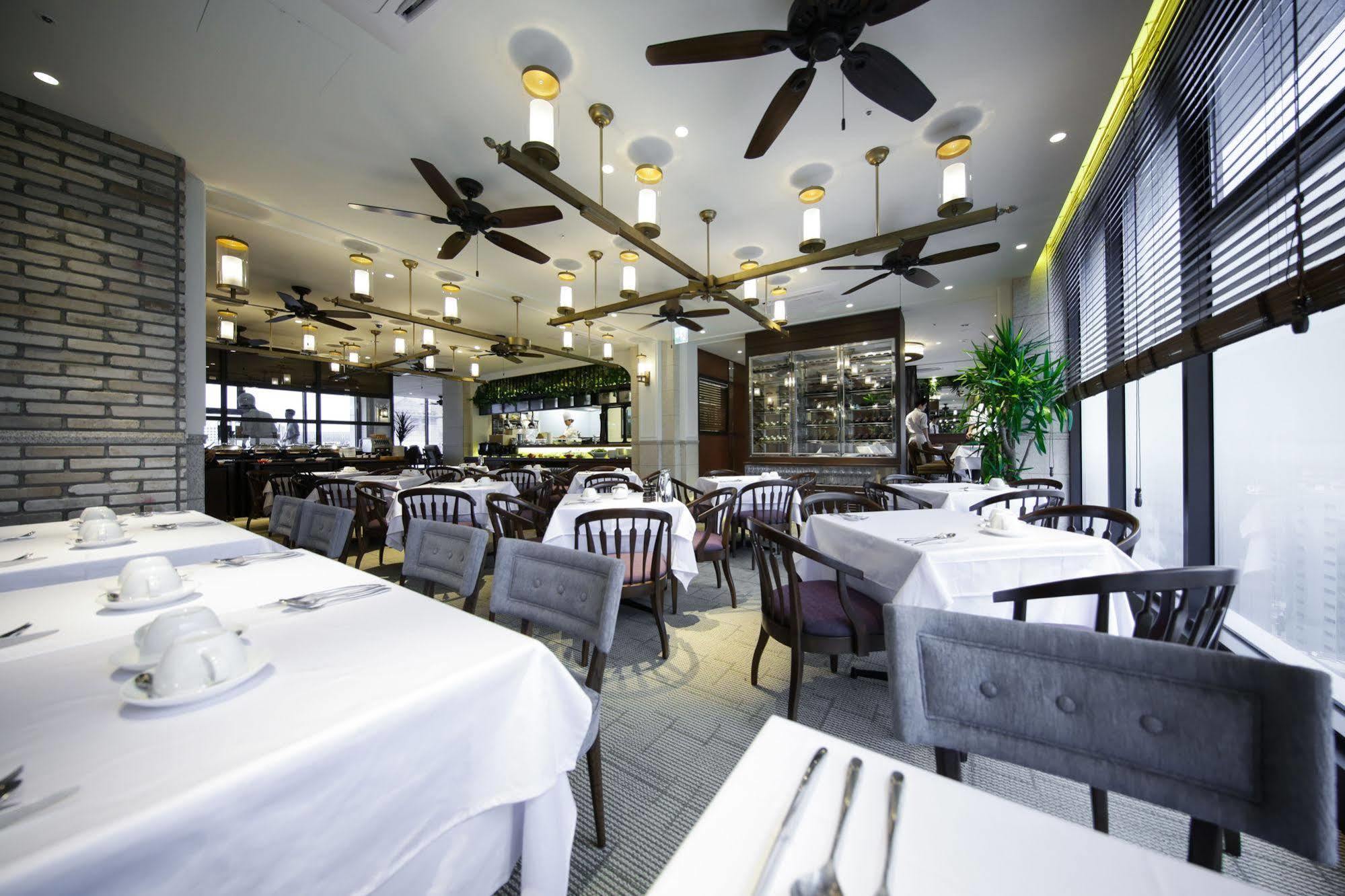 Solaria Nishitetsu Hotel Seoul Myeongdong Exterior foto